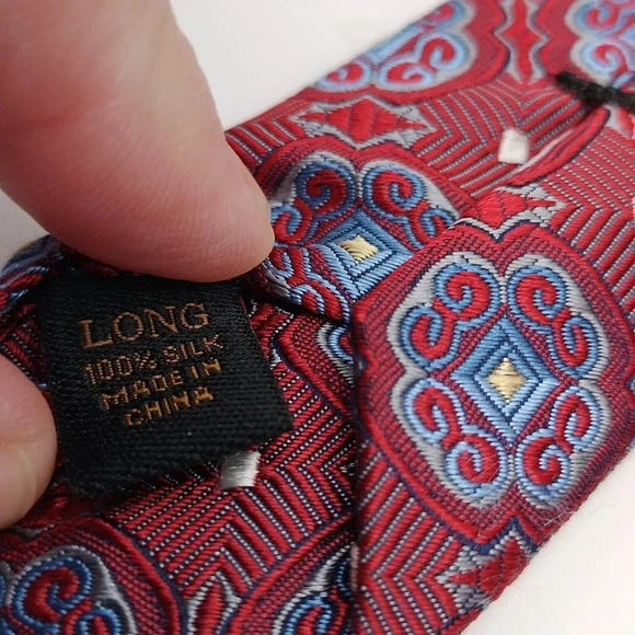 Jos. A.Bank Reserve Men's Tie Silk Long Geometric Pattern Red Blue - Picture 3 of 7